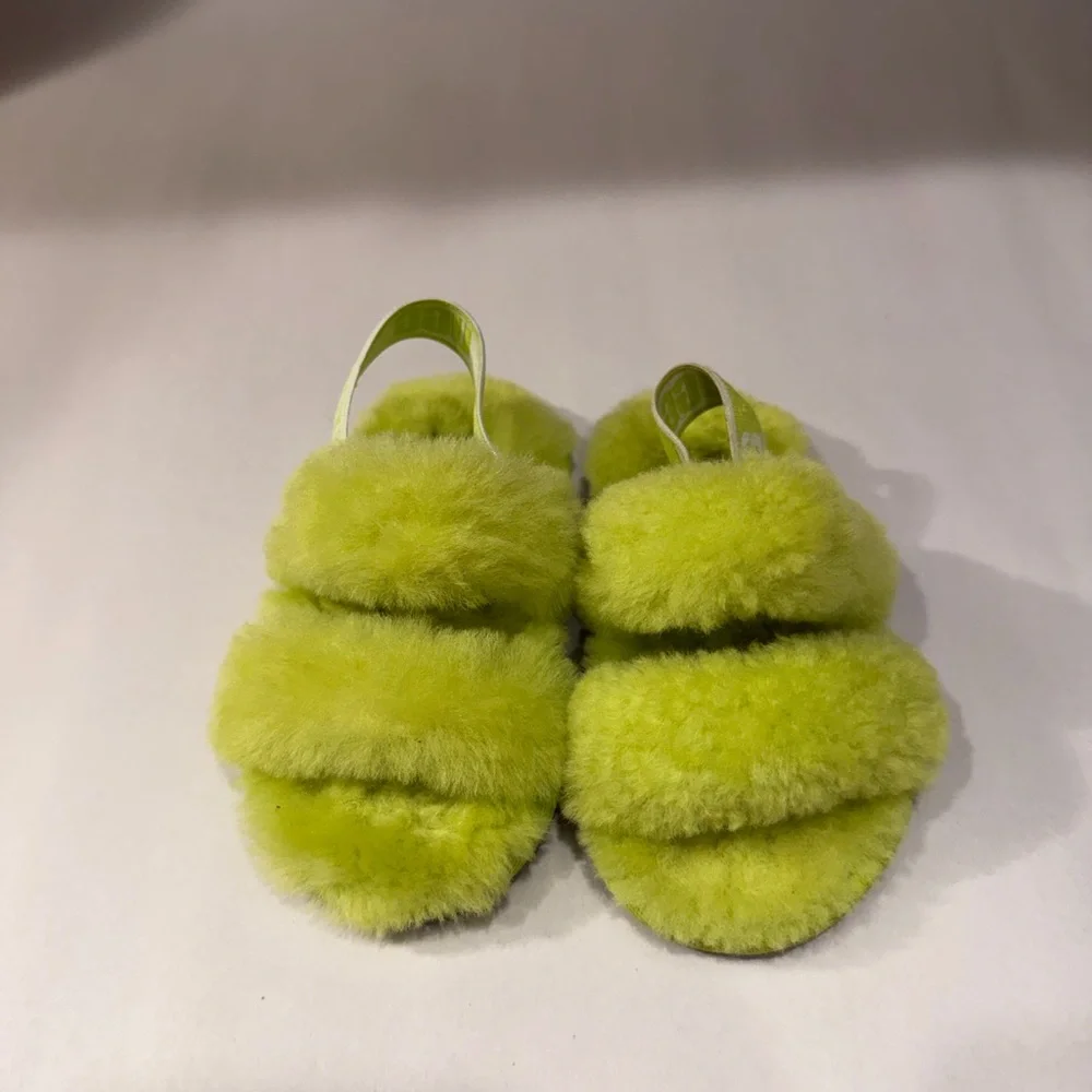 UGG Kids Lime Fluffy Slippers